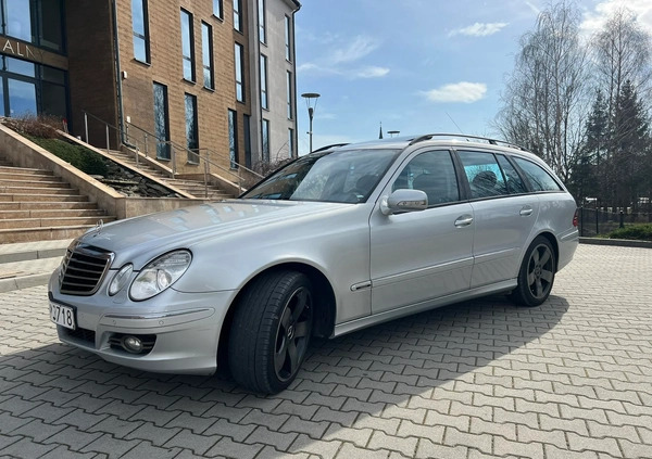Mercedes-Benz Klasa E cena 21900 przebieg: 370000, rok produkcji 2007 z Rzeszów małe 436